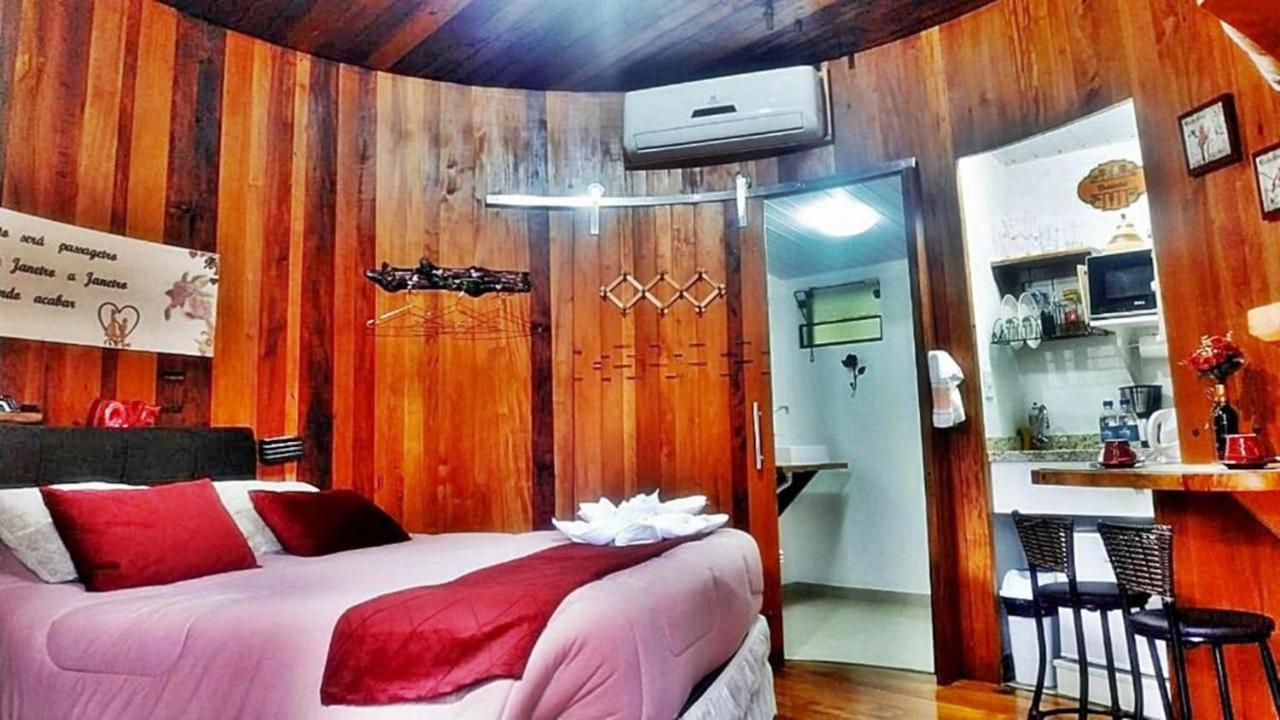 Chale Tematico Em Pipa De Vinho - Parada Da Pipa Chales Canela Buitenkant foto