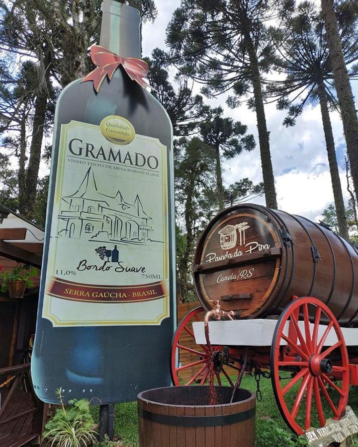 Chale Tematico Em Pipa De Vinho - Parada Da Pipa Chales Canela Buitenkant foto